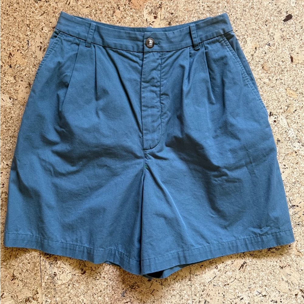 Doên pleated shorts